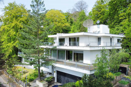 Anwesen der 1970er Jahre in TOP Hanglage Bad Godesberg, Sanierungsobjekt mit Entwicklungspotential - Haus Bonn Bad Godesberg | Angebot:24703452